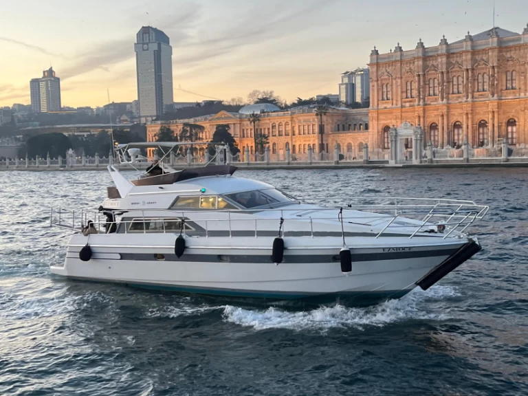 Yacht à louer à Beşiktaş au meilleur prix
