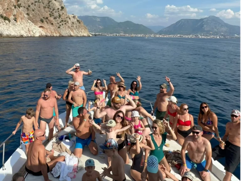 Vip costom made a louer à Alanya