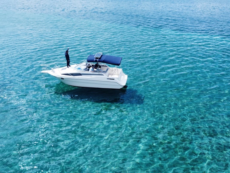 Yacht à louer à Ohrid au meilleur prix