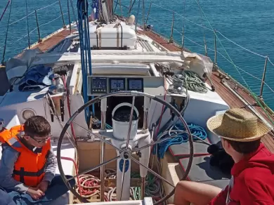 Louer Voilier avec ou sans skipper Kit Marine à Port-Camargue