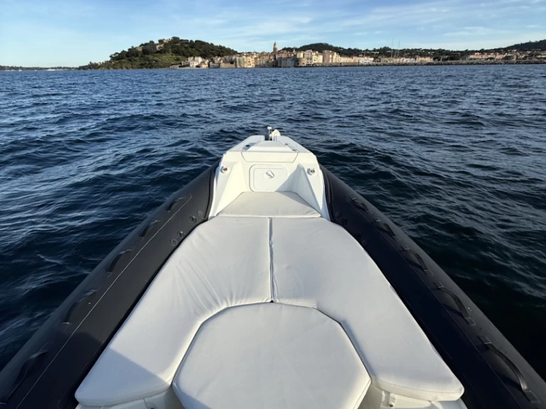 Location à Port Grimaud - Saver MG 698 sur SamBoat