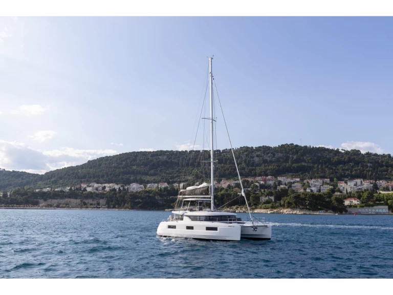 Louez un Lagoon Lagoon 46 à Split