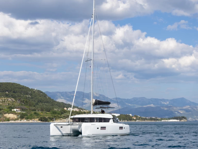 Location Catamaran Lagoon avec permis