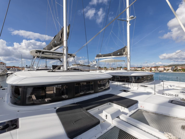 Location Catamaran Lagoon avec permis