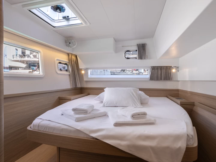 Location bateau Split pas cher Lagoon 42