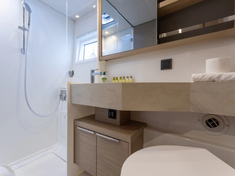 Louez un Lagoon Lagoon 46 à Split