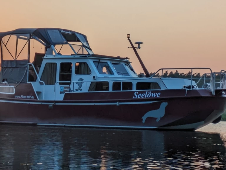 Termeer Yachting Rogger 850 AK a louer à Neustrelitz