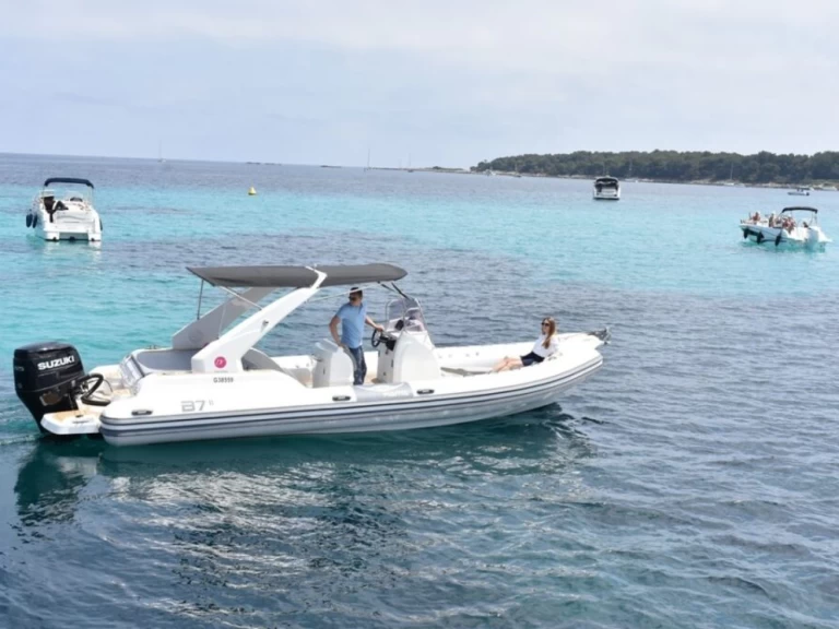 Location bateau Juan-les-Pins pas cher B7