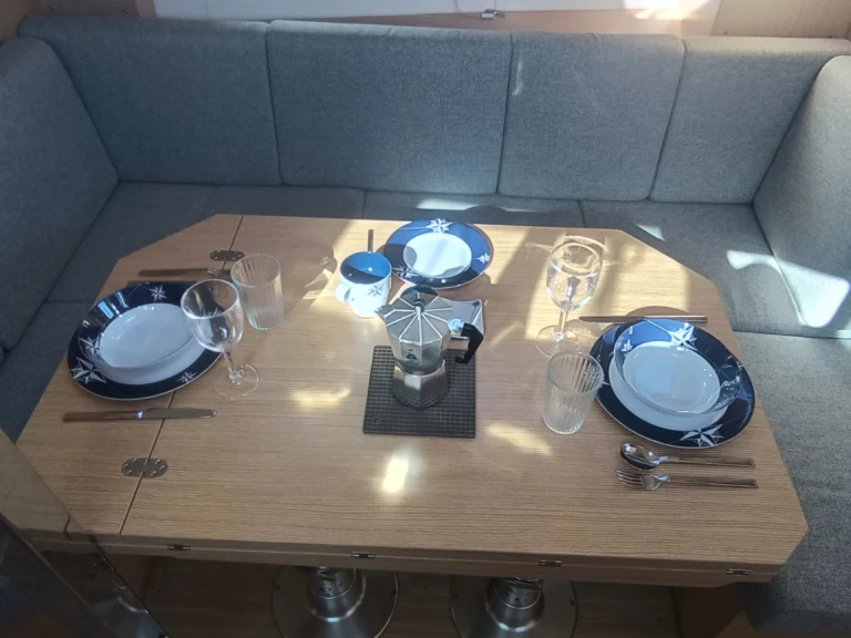 Bavaria Bavaria C38 "Le petit Mami" a louer à Tropea