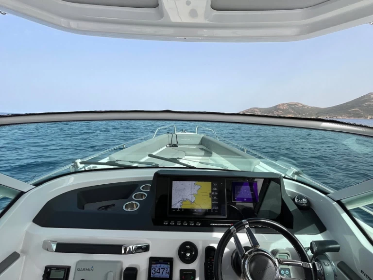 Location bateau Axopar 28 T-Top à Galéria sur Samboat