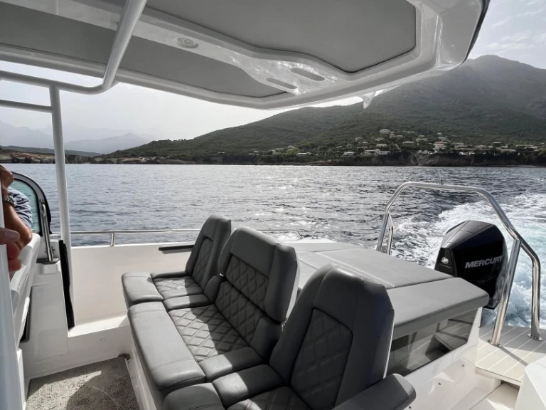 Location Bateau à moteur Axopar avec permis