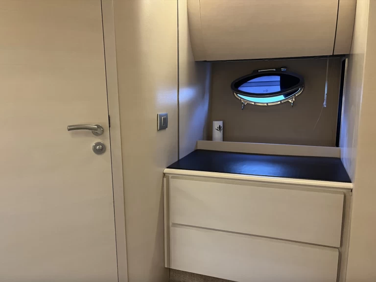 Location Bateau à moteur à Palioúri - Azimut Atlantis 55