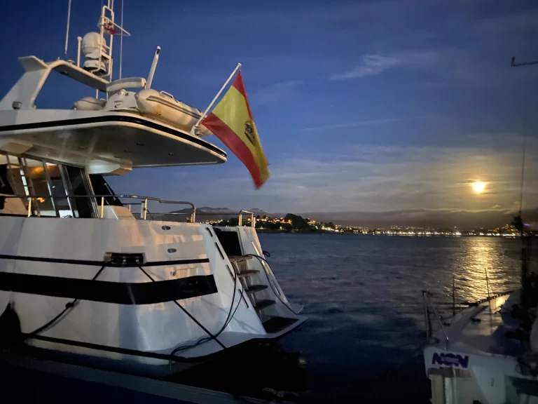 Location bateau Mefasa Sport Fly 80 à Marbella sur Samboat