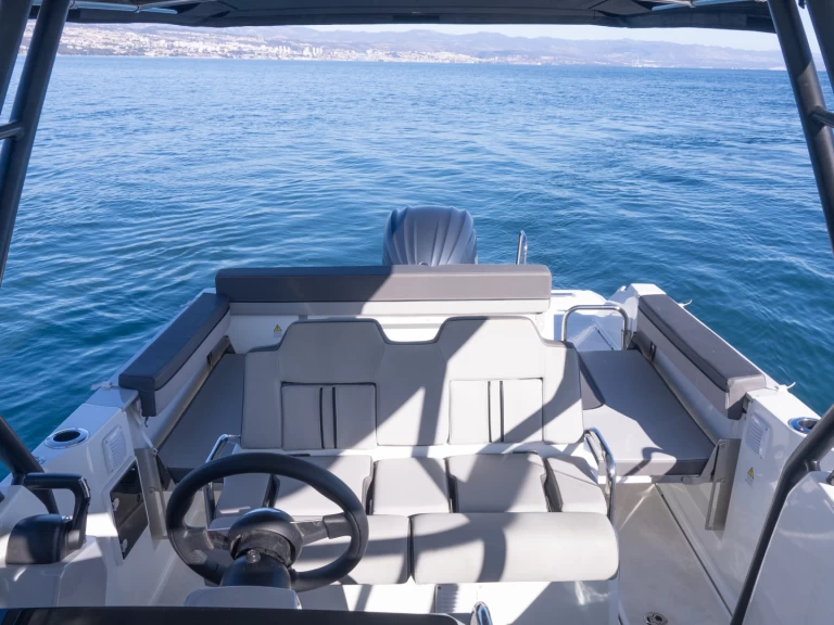 Location bateau Ičići pas cher Cap Camarat 7.5 WA