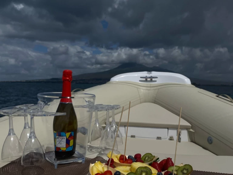 Semi-rigide à louer à Sorrento au meilleur prix