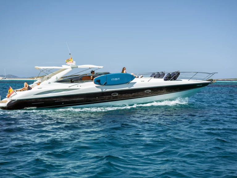 Louez un Sunseeker Superhawk 48 à Marina Botafoch