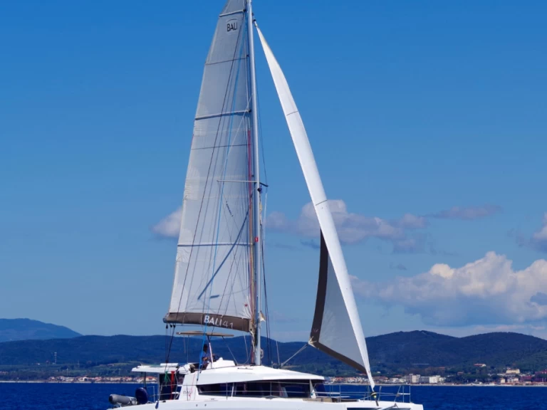 Catamaran à louer à Siracusa au meilleur prix