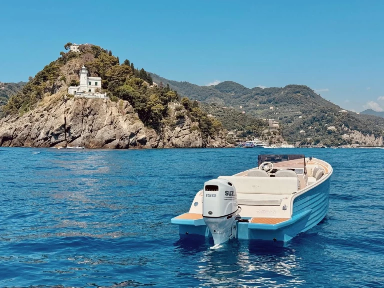 Location Bateau à moteur VERGA 1958 avec permis