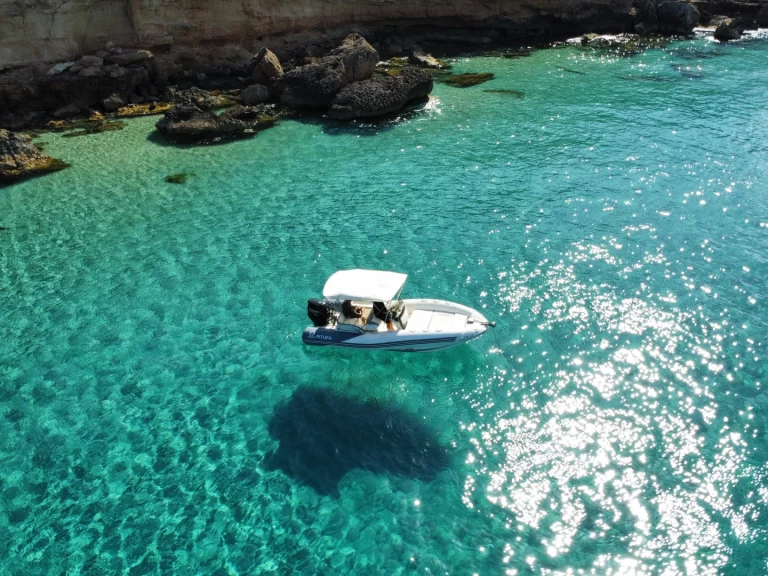 Louez un Zodiac N-ZO 600 à Santa Eulària des Riu