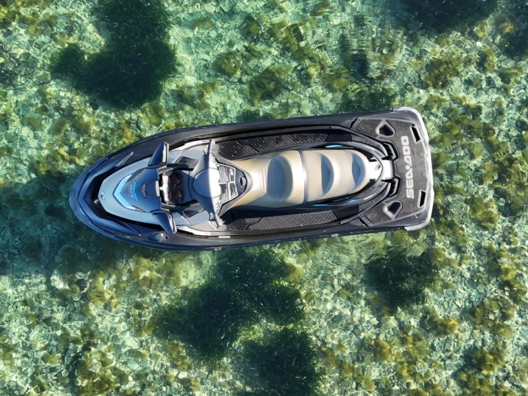 Louez un Sea-Doo GTX  à Sant Antoni de Portmany