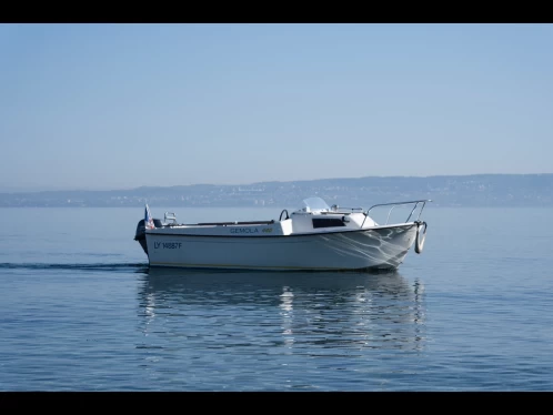 Location Bateau à moteur à Évian-les-Bains - Bénéteau California 440