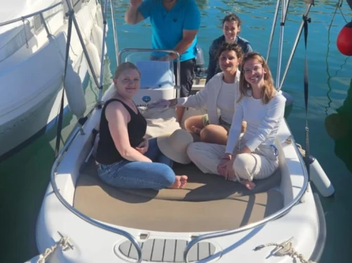 Location bateau Astec 450  à Es Canutells sur Samboat