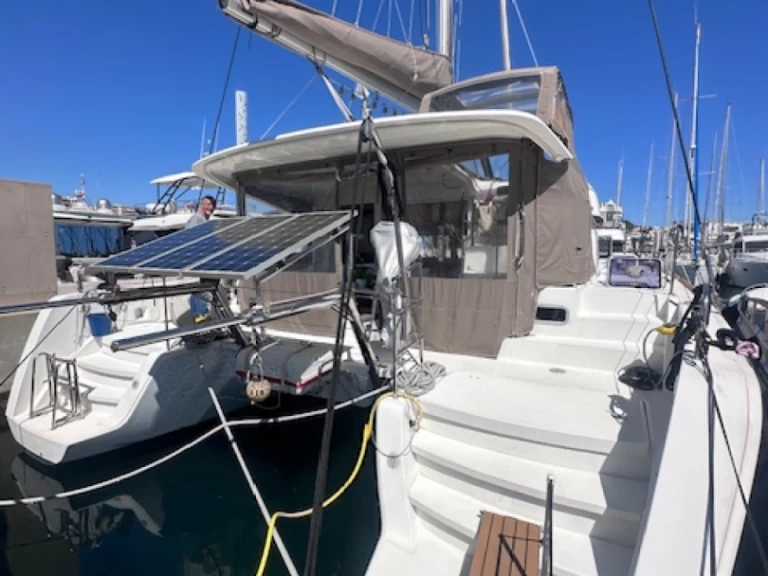 Location bateau Cannes pas cher Lagoon 39