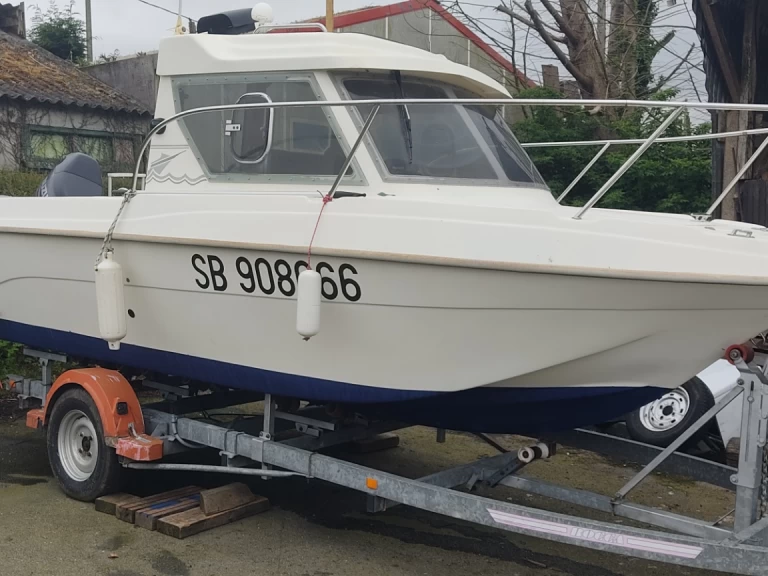 Location bateau Ultramar Week End 700 à Saint-Quay-Portrieux sur Samboat