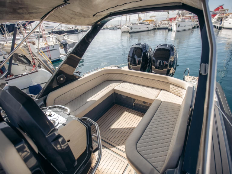 Location à Porticcio - Salpa SALPA 33 SOLEIL sur SamBoat