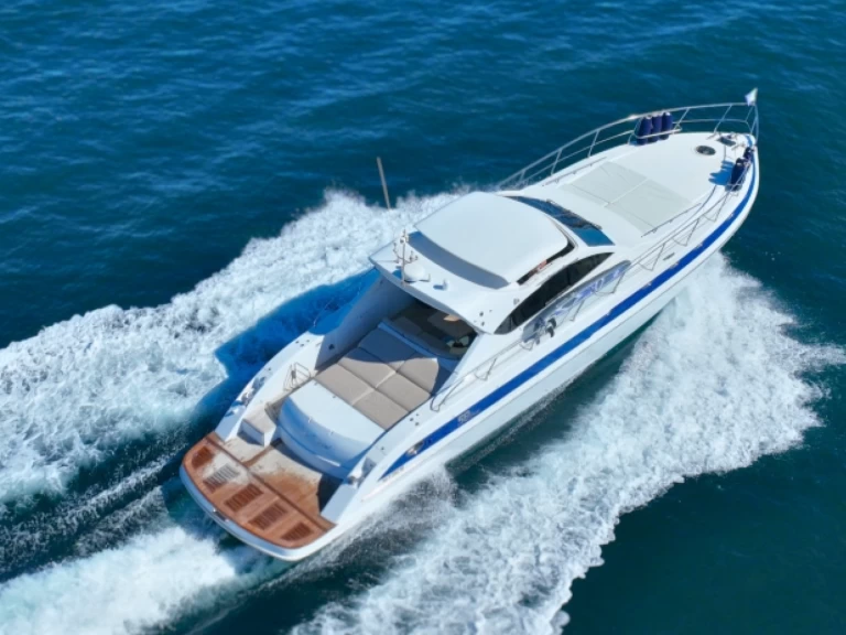 Location bateau Conam Conam 58 S à Port Cogolin sur Samboat