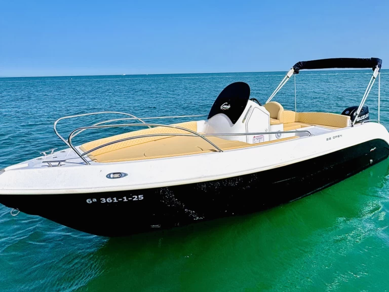Location Bateau à moteur Gaia avec permis