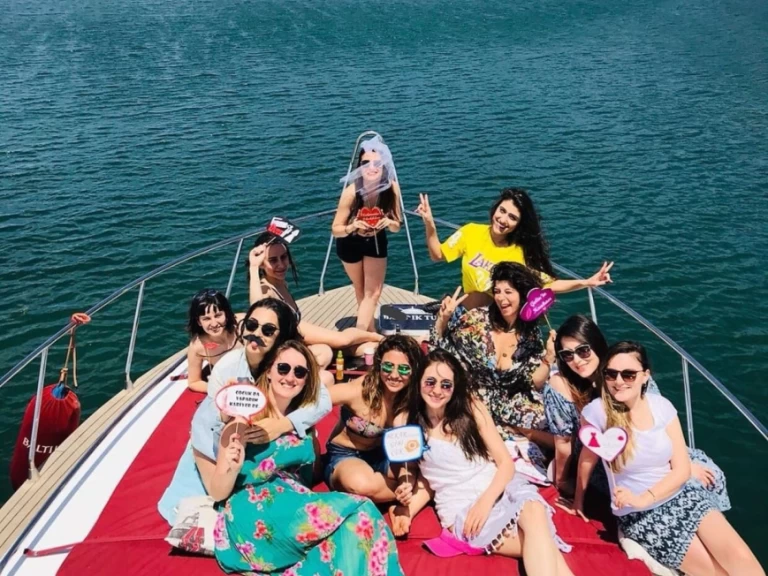 costom made vip a louer à Beşiktaş