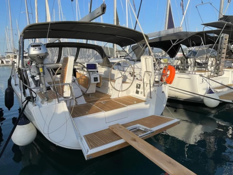 Louer Voilier avec ou sans skipper Hanse à Lefkáda