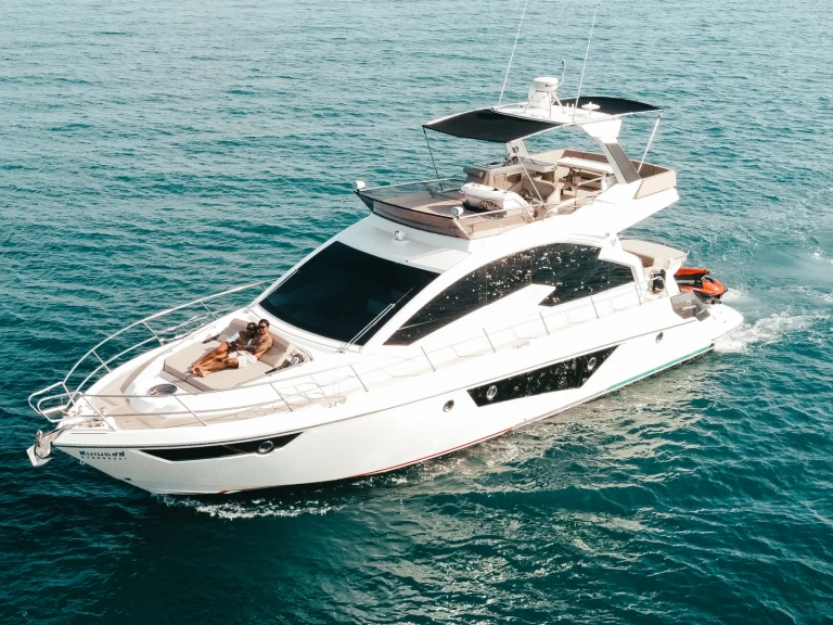 Louer Yacht avec ou sans skipper Cranchi à Ao Po