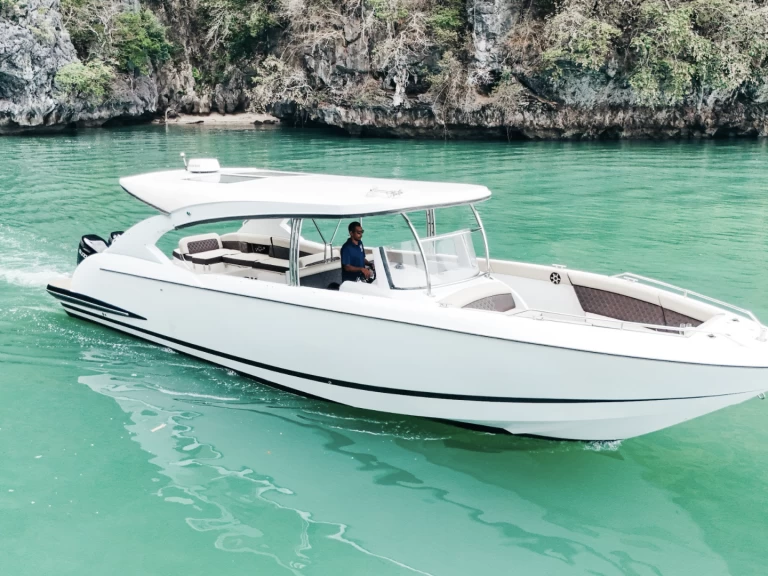Location bateau Sport Cruiser 42ft à Phuket (Ville) sur Samboat