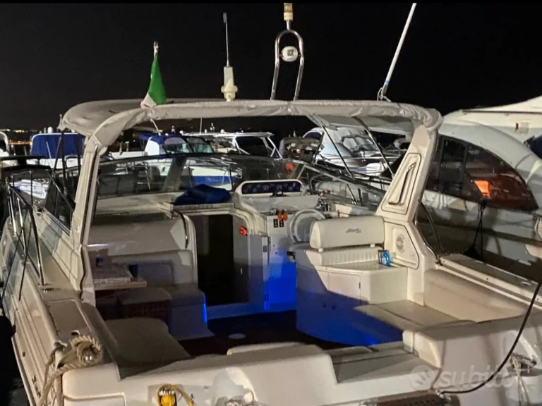 Location bateau Fiart Fiart 36 Genius à Naples sur Samboat