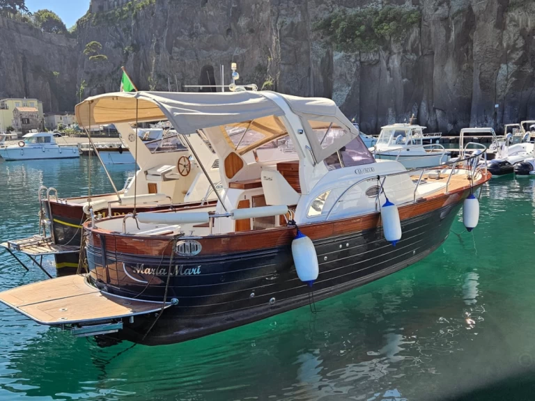 Location Bateau à moteur Mimi avec permis