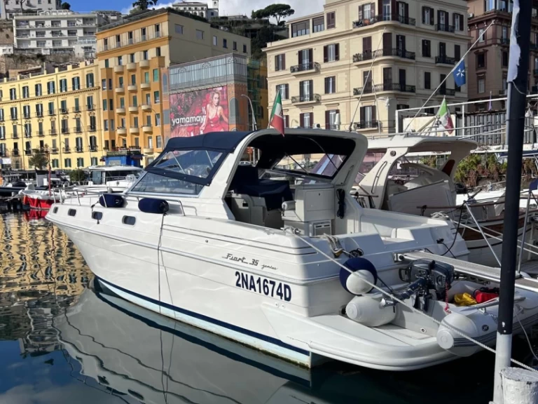 Fiart Fiart 35 Genius a louer à Bacoli