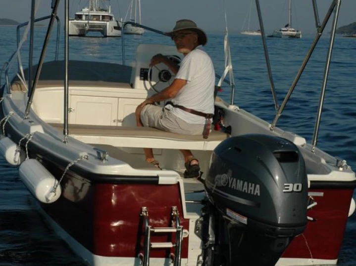 Location Bateau à moteur à Hvar - Nautica 500