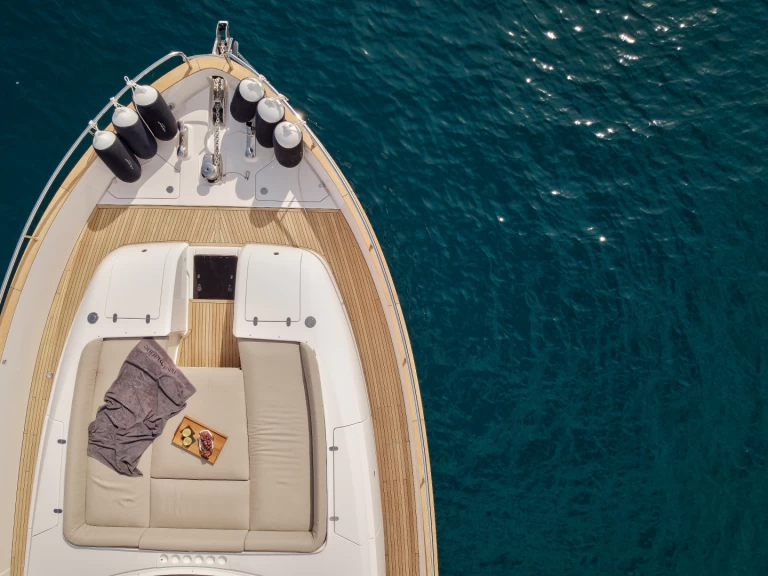 Location à Podstrana - Azimut Azimut Magellano 66 sur SamBoat