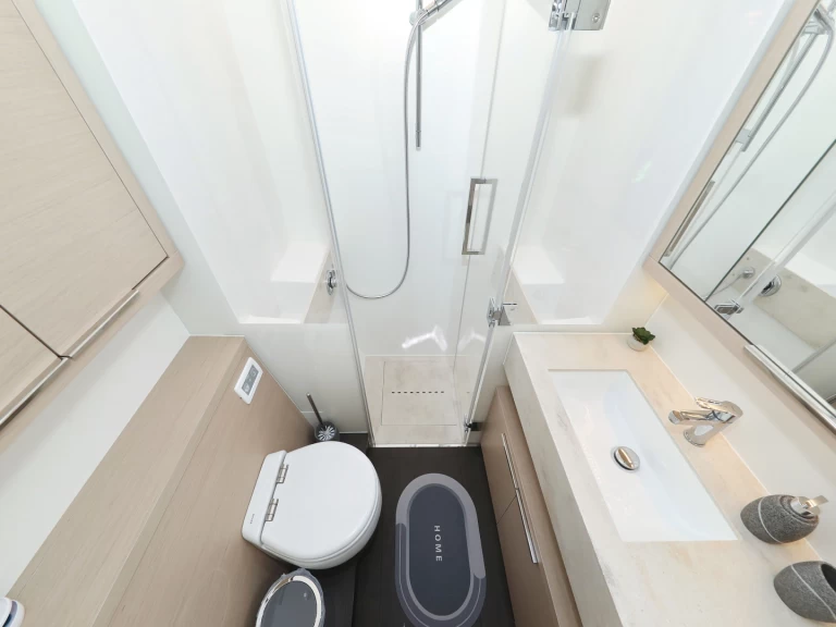 Location bateau Split pas cher Lagoon 55