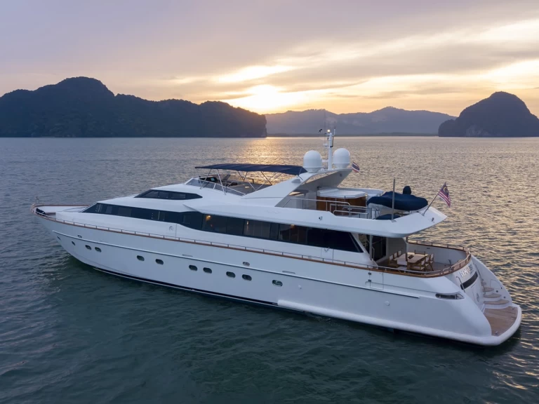 Location Yacht à Phuket (Ville) - Falcon 106ft