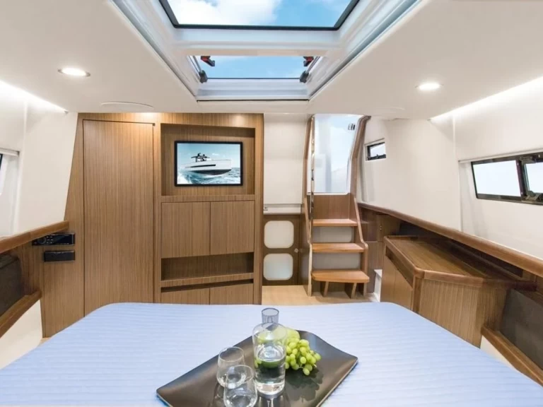 Location bateau Fjord 44 Open à Sainte-Maxime sur Samboat