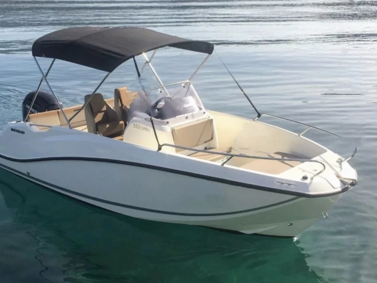 Location Bateau à moteur Quicksilver avec permis