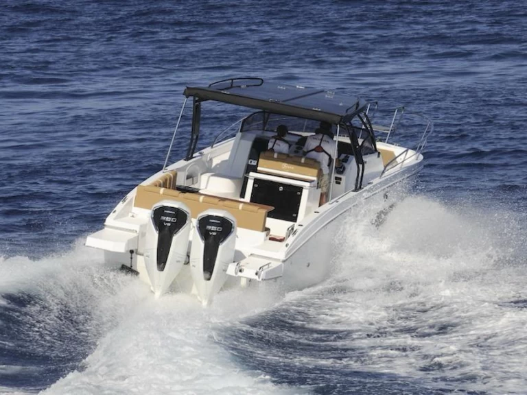 Louez un Saver Saver 330 WA à Patti