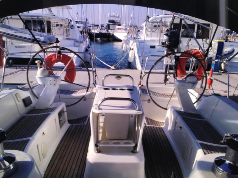 Location bateau Paros Port pas cher Sun Odyssey 49
