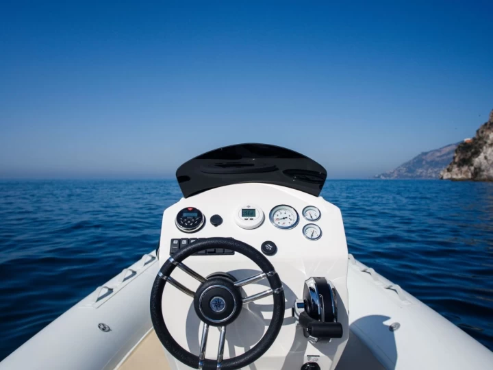 Callegari 550 a louer à Port de Salerne