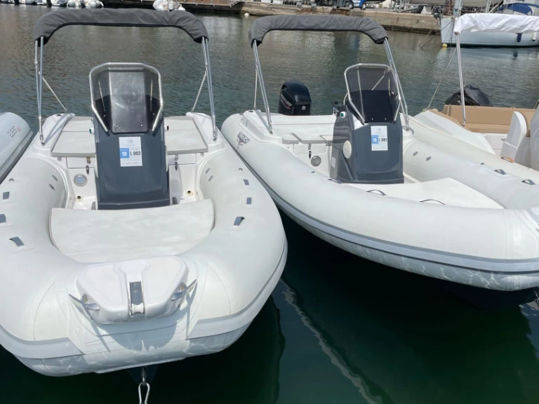 Location Semi-rigide à Palerme - Trimarchi 58