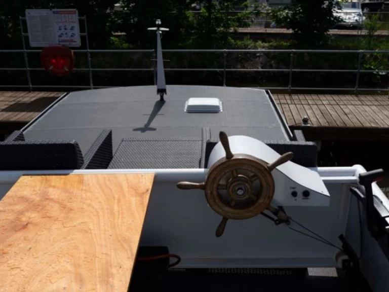 Louez un Traweller YB35 à České Vrbné