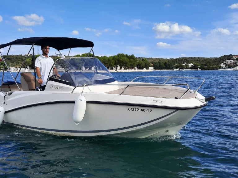 Location Bateau à moteur à Port Mahon - Quicksilver Activ 605 Open